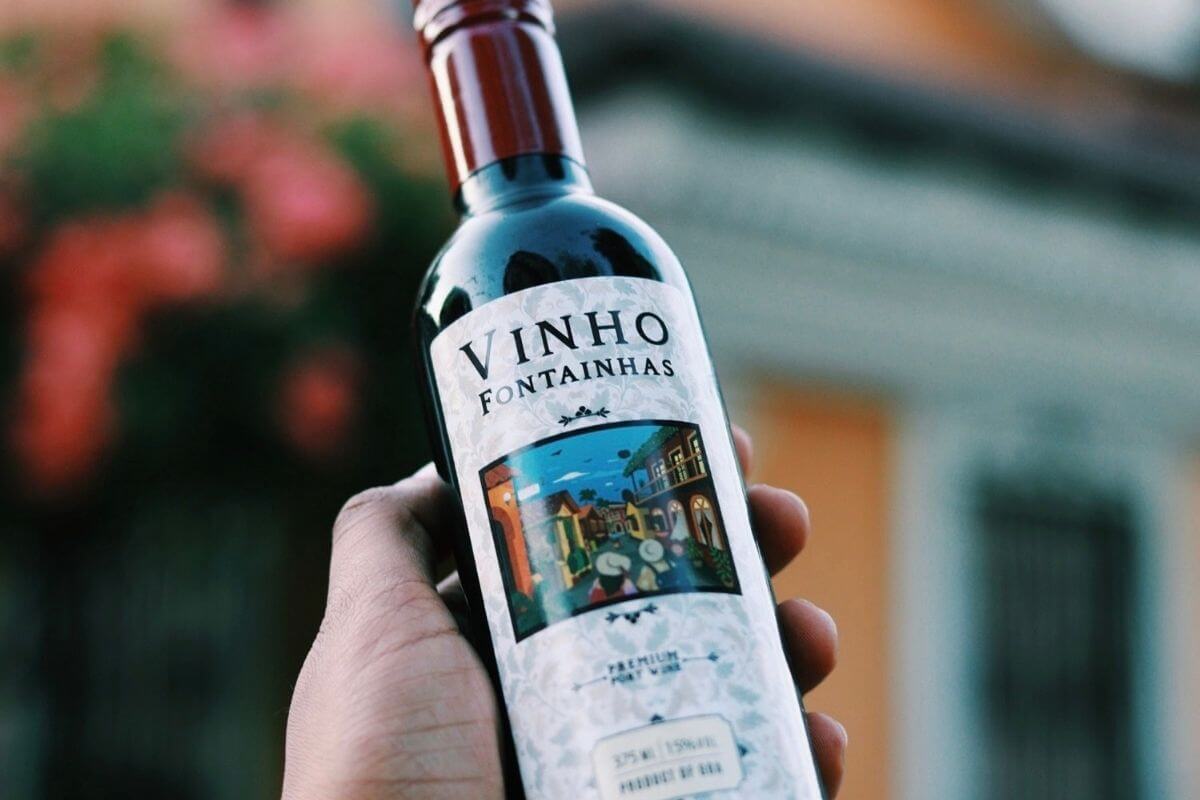 Vinho Fontainhas Cover